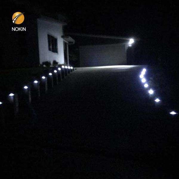 White Double Side Road Stud Rate Malaysia - motorwaystuds.com